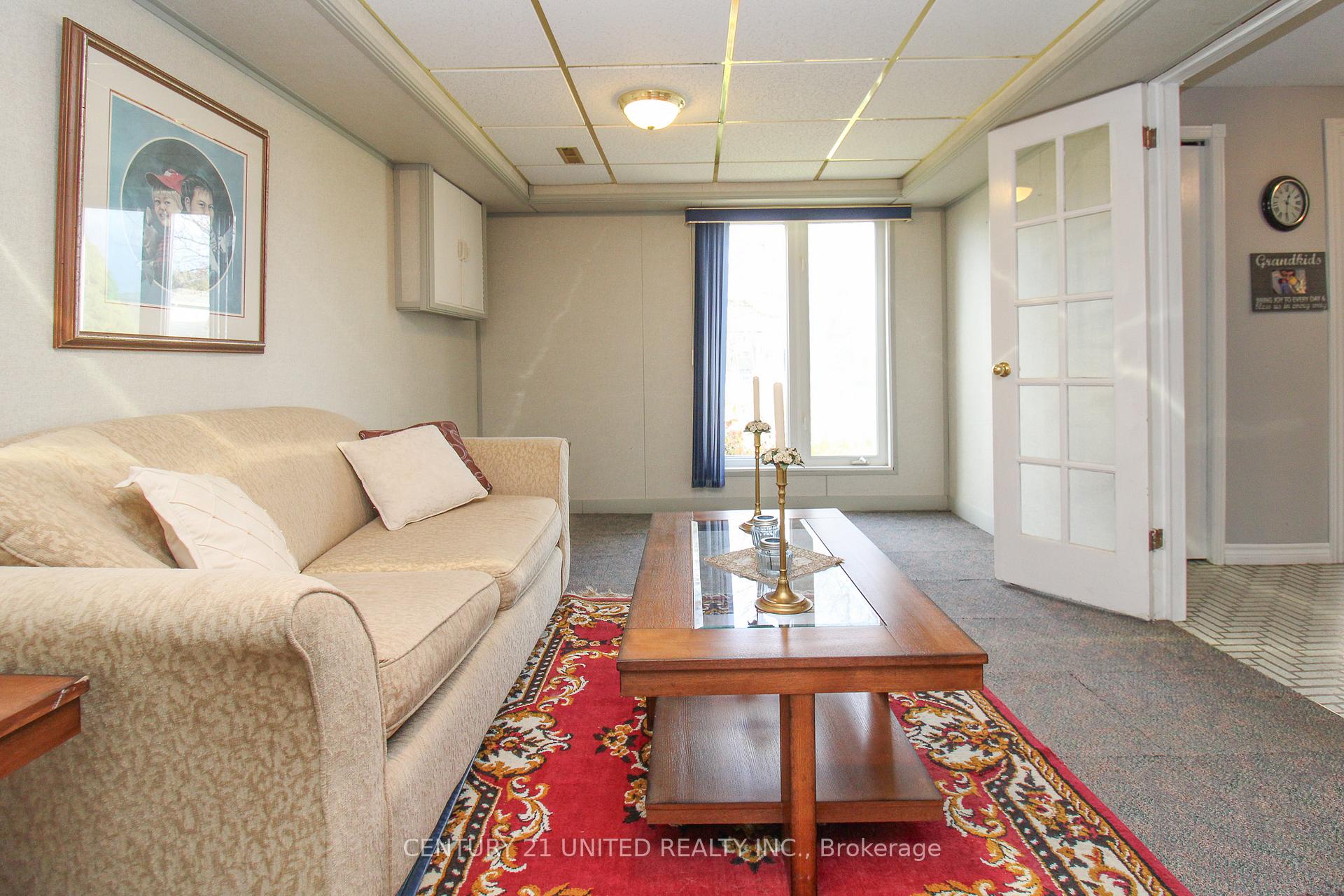 Photo 28 of 2130 Meadowview Road, Peterborough, Ashburnham Ward 4 — HOMEH
