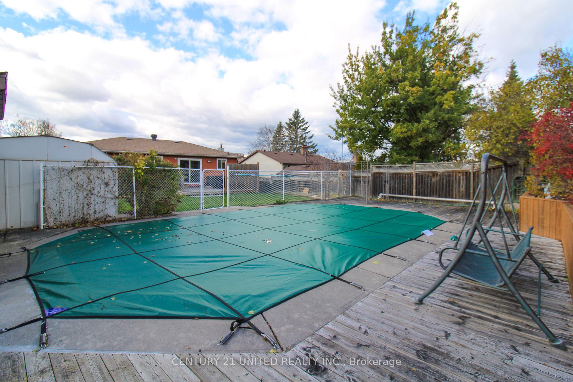 Photo 36 of 2130 Meadowview Road, Peterborough, Ashburnham Ward 4 — HOMEH