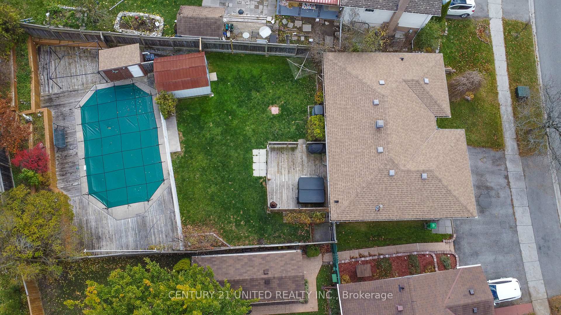 Photo 37 of 2130 Meadowview Road, Peterborough, Ashburnham Ward 4 — HOMEH