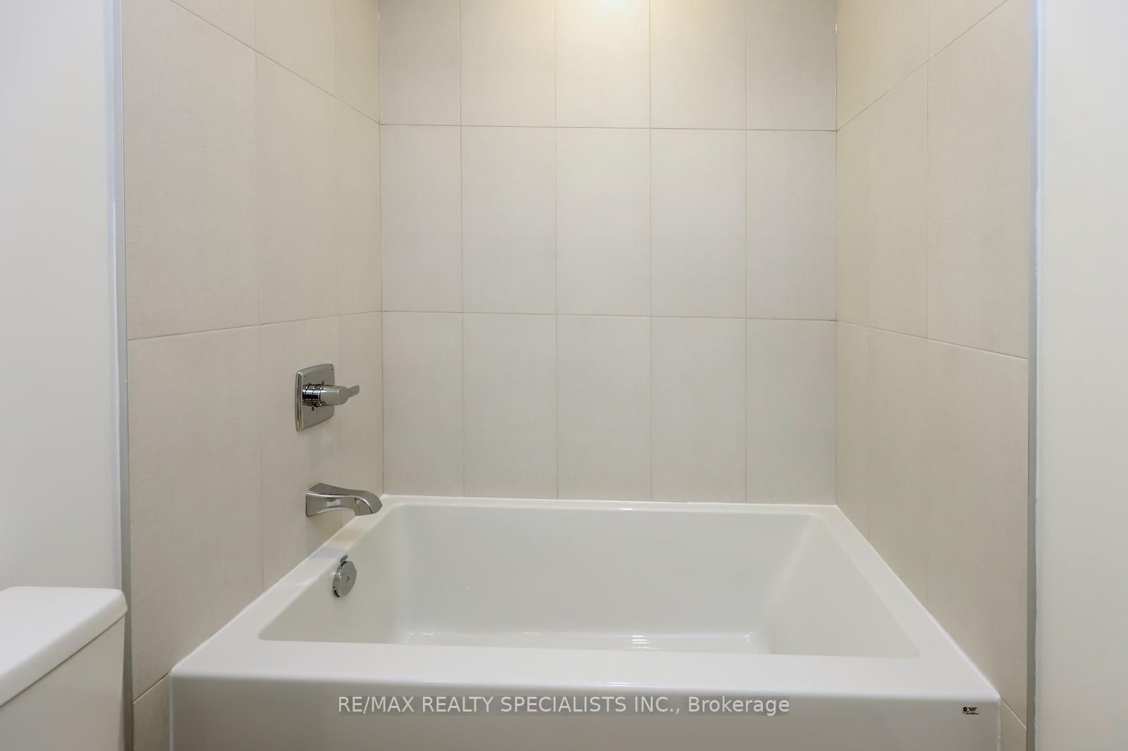 Photo 9 of Unit 1510, 60 Central Park Roadway, Etobicoke, Islington-City Centre West — HOMEH