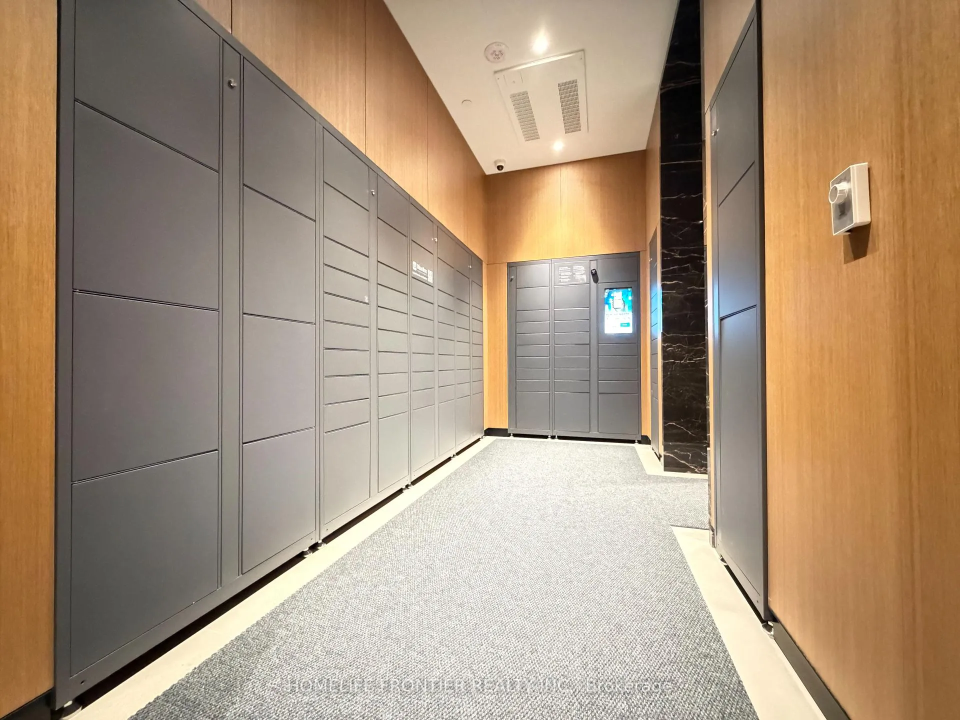 Photo 6 of Unit 1902, 60 Central Park Roadway, Etobicoke, Islington-City Centre West — HOMEH