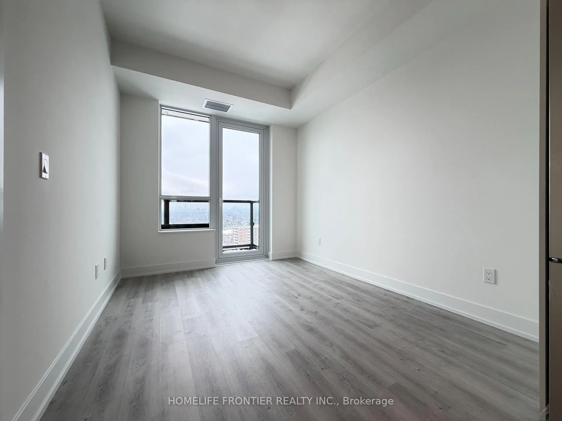 Photo 14 of Unit 1902, 60 Central Park Roadway, Etobicoke, Islington-City Centre West — HOMEH
