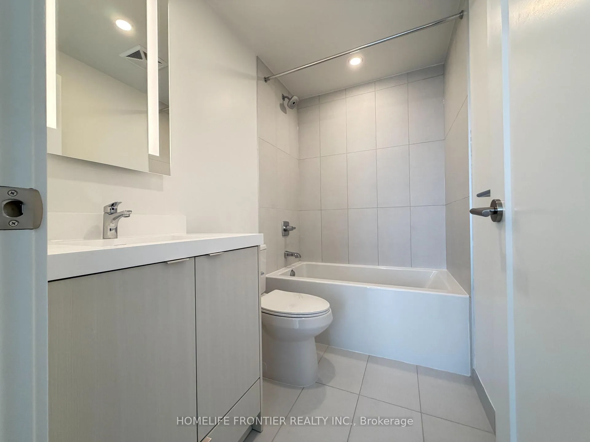 Photo 17 of Unit 1902, 60 Central Park Roadway, Etobicoke, Islington-City Centre West — HOMEH
