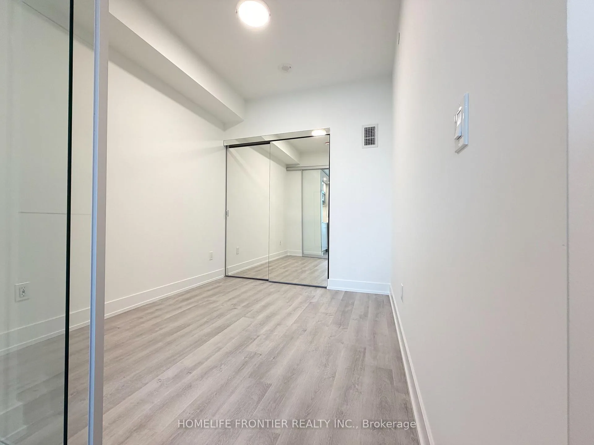 Photo 20 of Unit 1902, 60 Central Park Roadway, Etobicoke, Islington-City Centre West — HOMEH