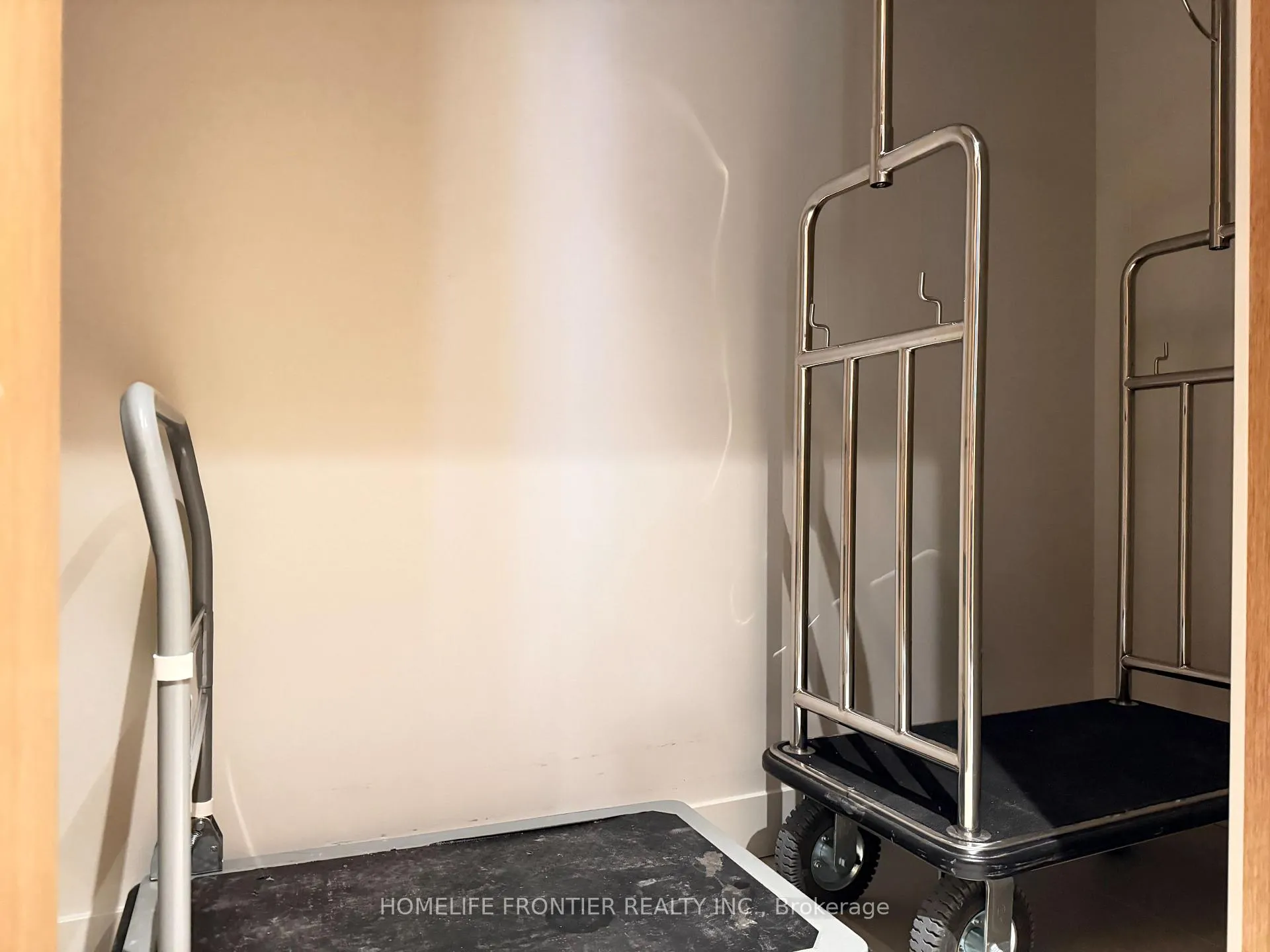 Photo 26 of Unit 1902, 60 Central Park Roadway, Etobicoke, Islington-City Centre West — HOMEH