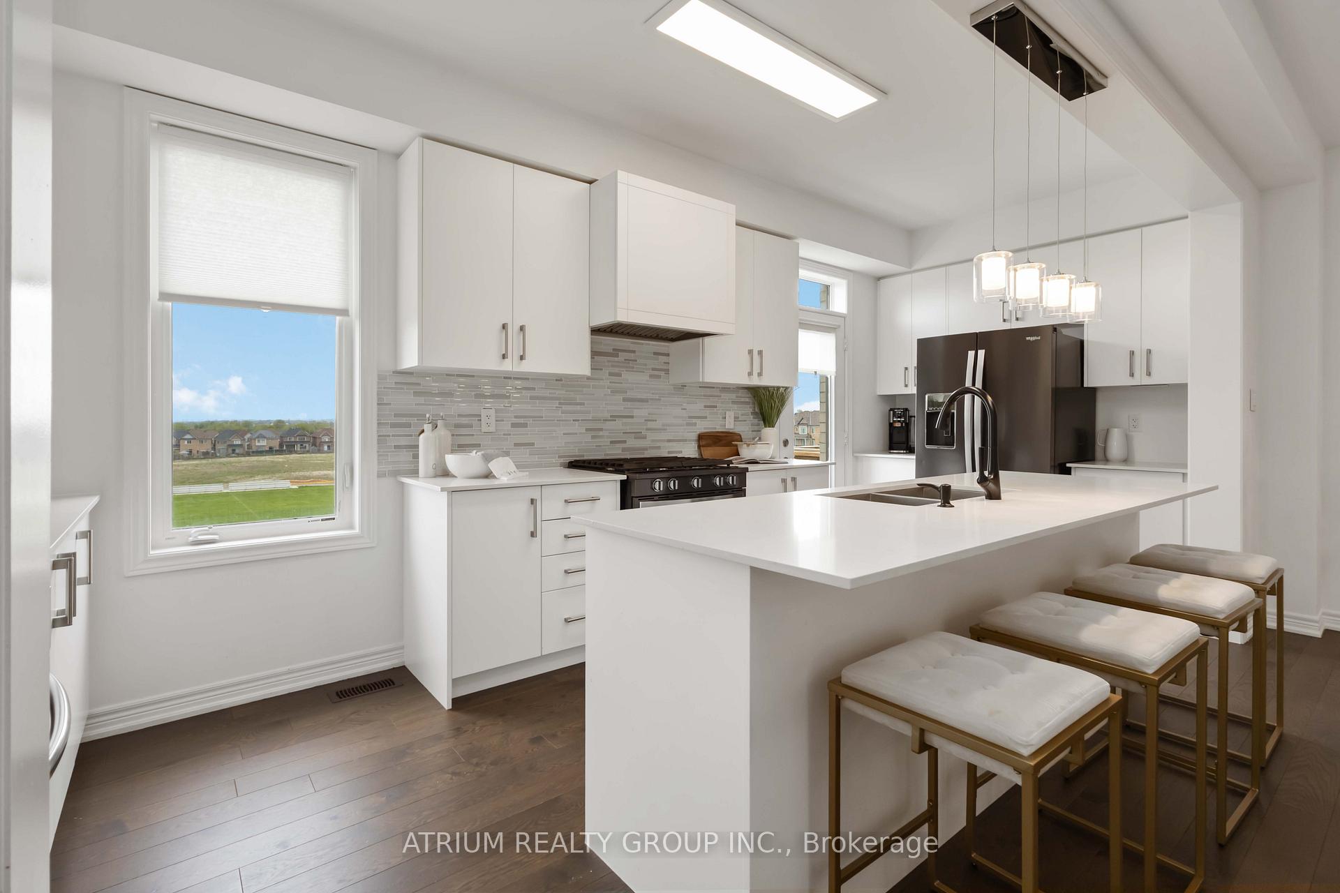 Photo 17 of 53 Conarty Crescent, Whitby, Rural Whitby — HOMEH