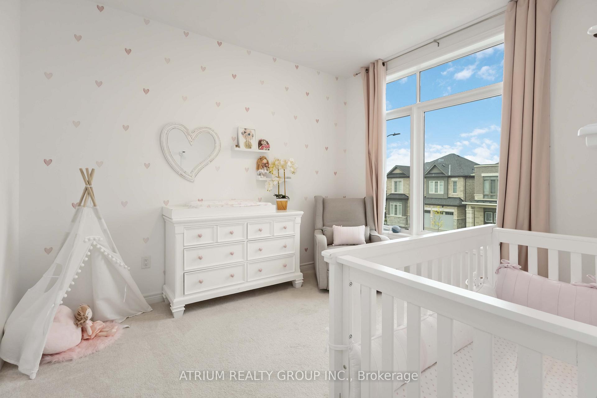 Photo 33 of 53 Conarty Crescent, Whitby, Rural Whitby — HOMEH
