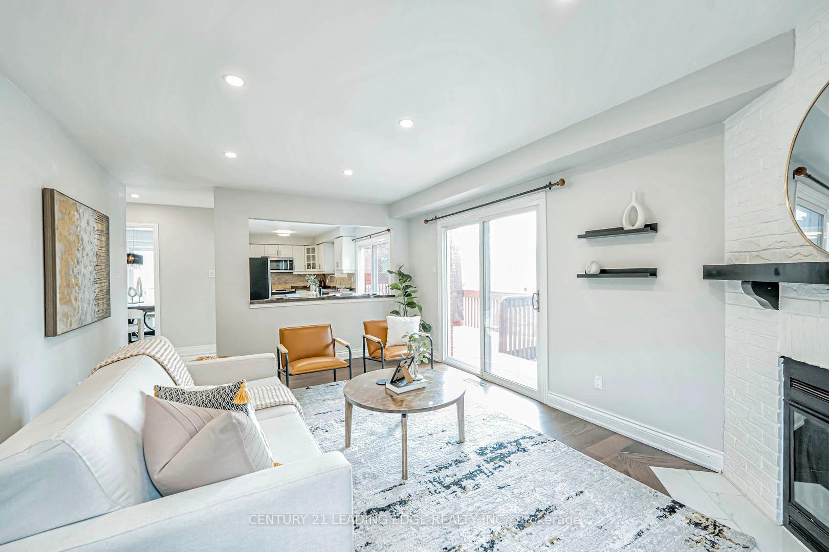 Photo 17 of 98 Frederick Street, Whitby, Blue Grass Meadows — HOMEH