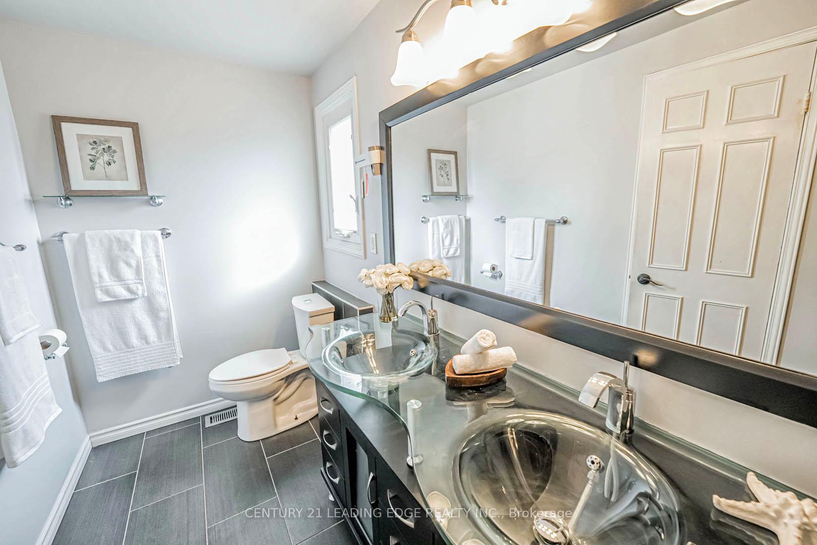 Photo 30 of 98 Frederick Street, Whitby, Blue Grass Meadows — HOMEH