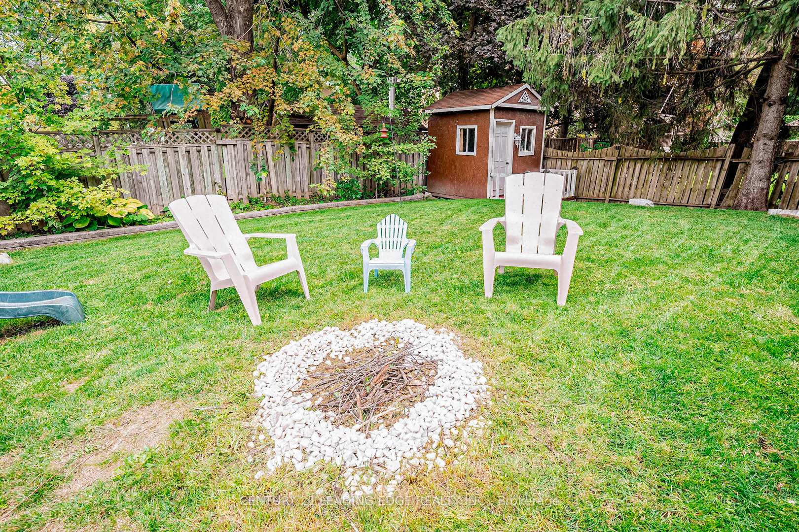 Photo 46 of 98 Frederick Street, Whitby, Blue Grass Meadows — HOMEH