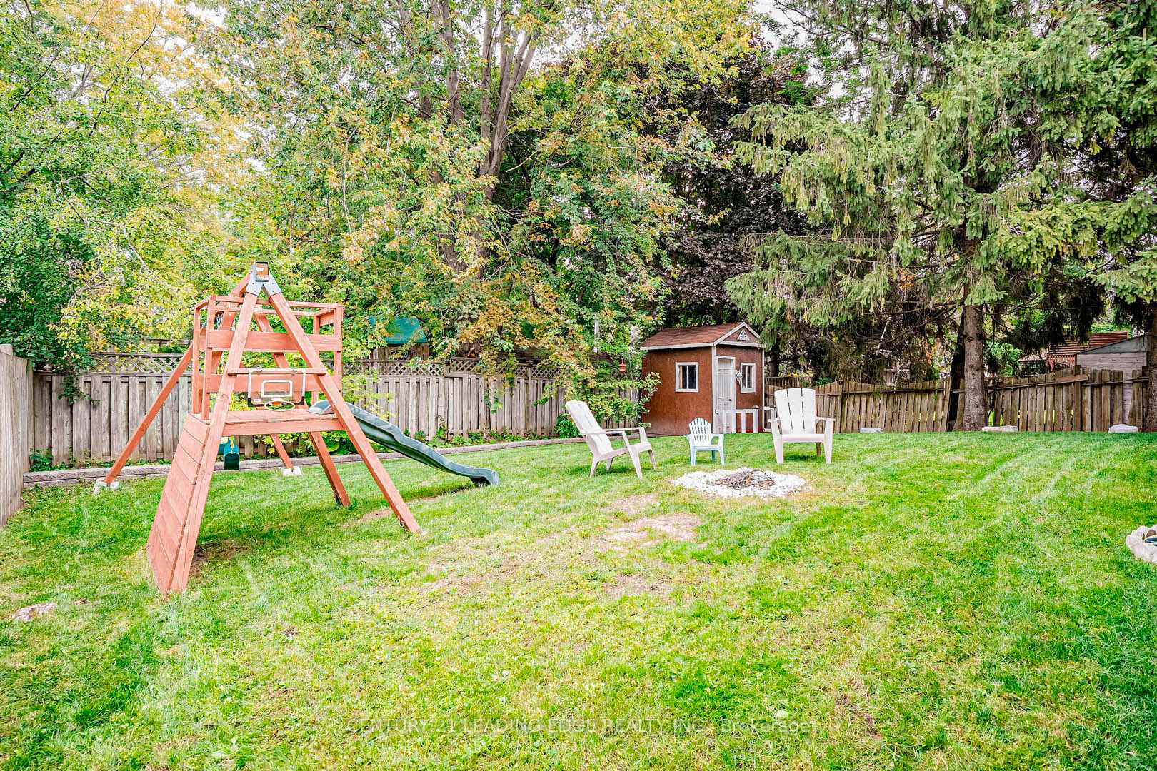 Photo 47 of 98 Frederick Street, Whitby, Blue Grass Meadows — HOMEH