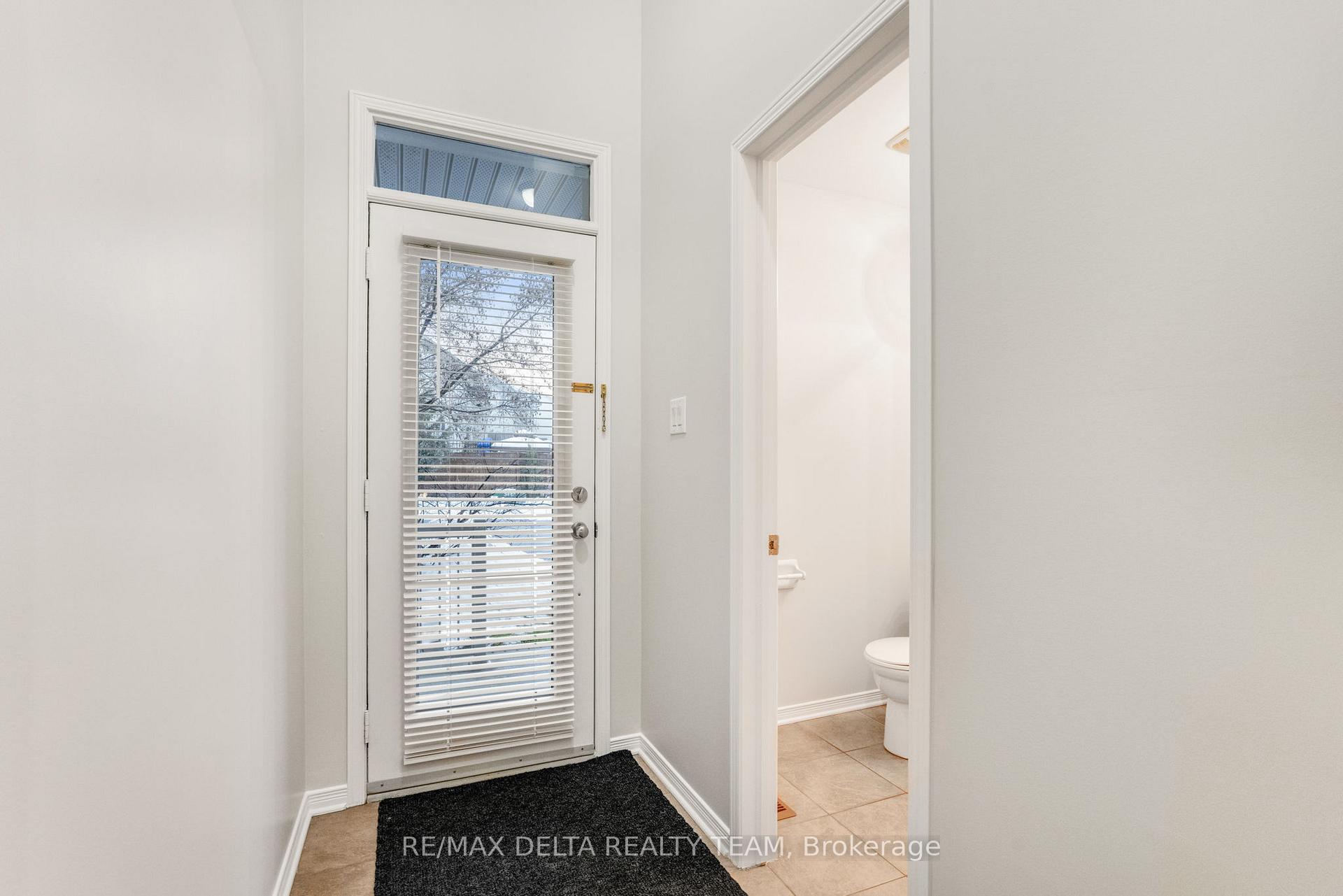 Photo 3 of 234 Parkrose, Ottawa, Chatelaine Village — HOMEH