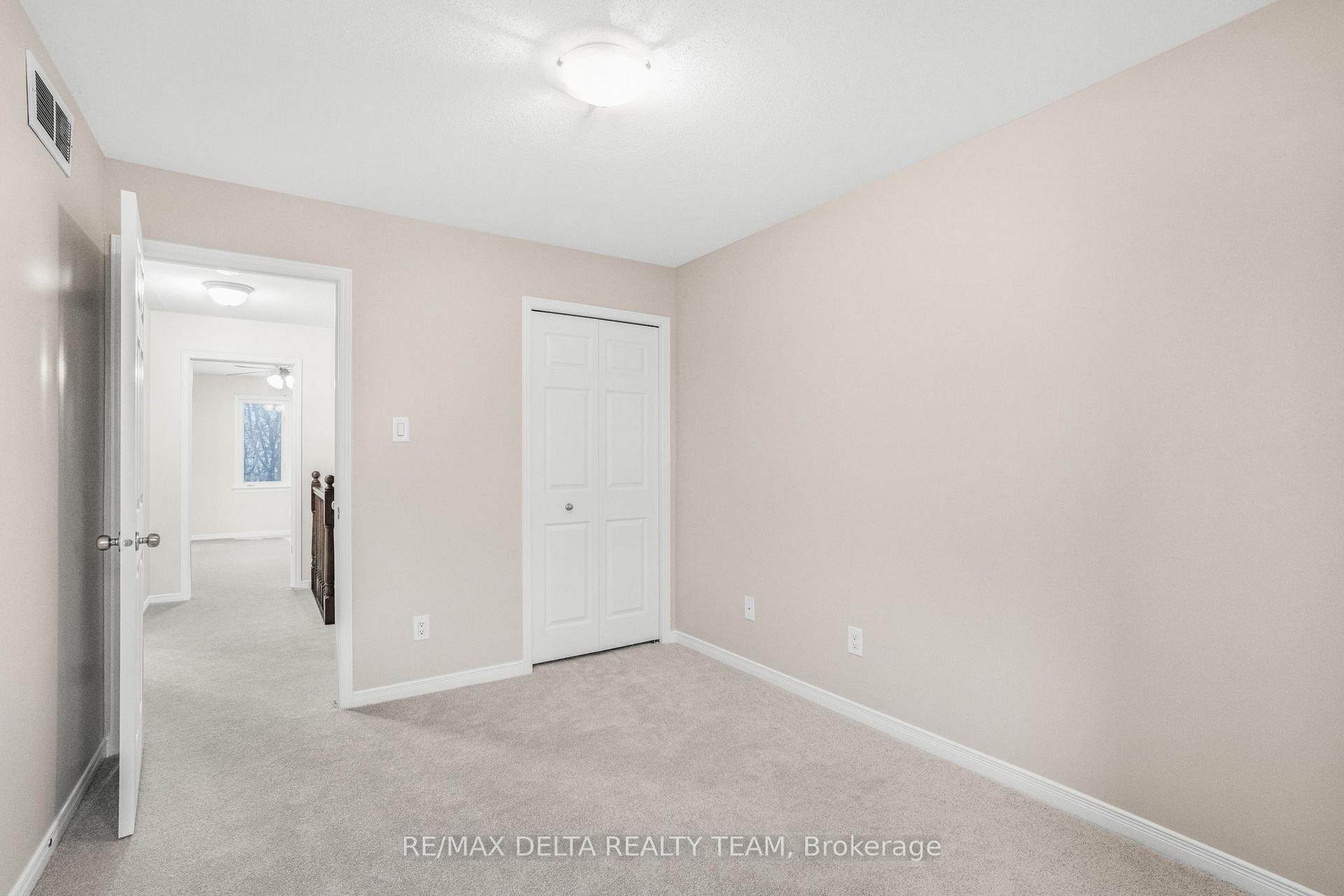 Photo 18 of 234 Parkrose, Ottawa, Chatelaine Village — HOMEH