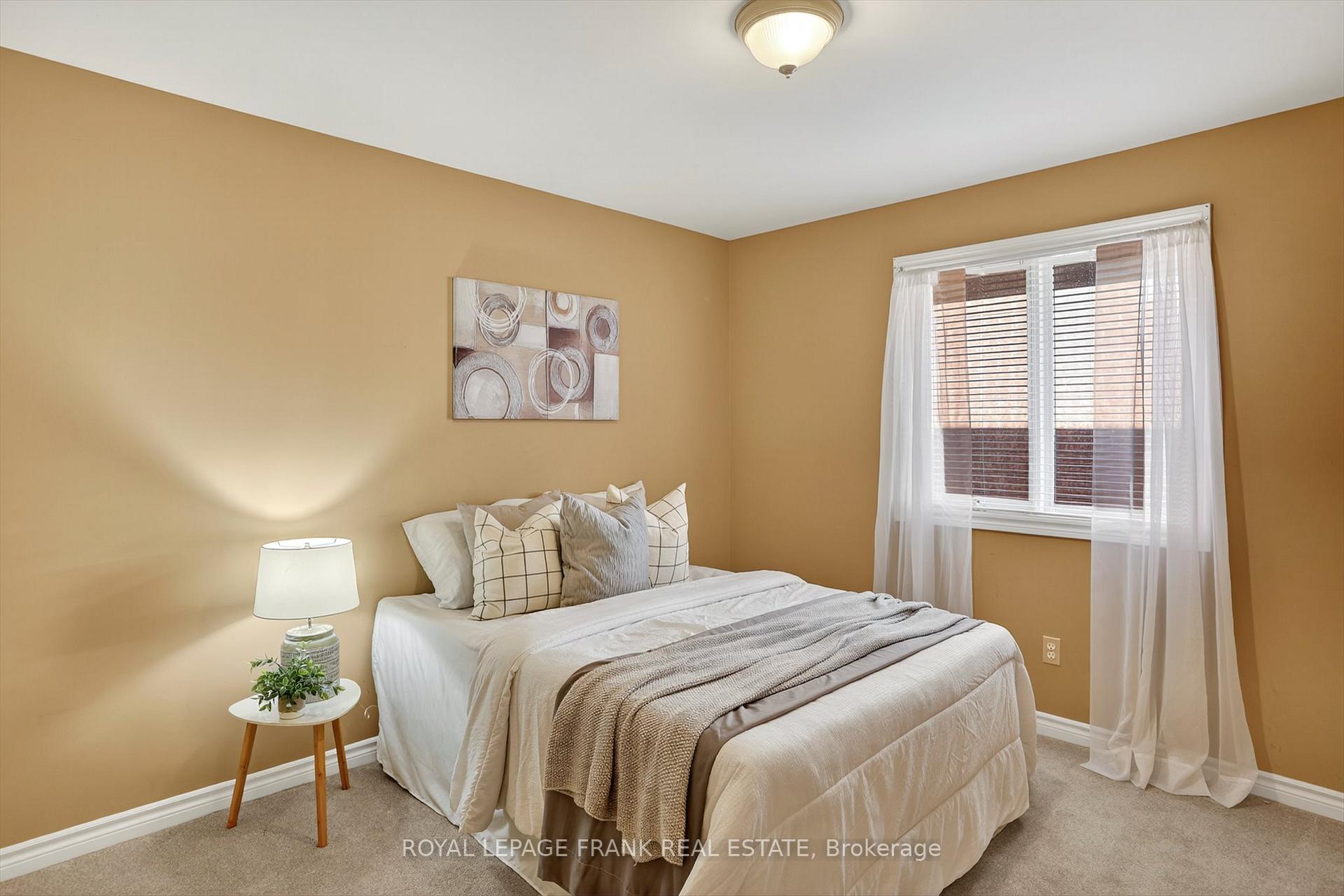 Photo 17 of 2940 Jennifer Drive, Peterborough, Northcrest Ward 5 — HOMEH