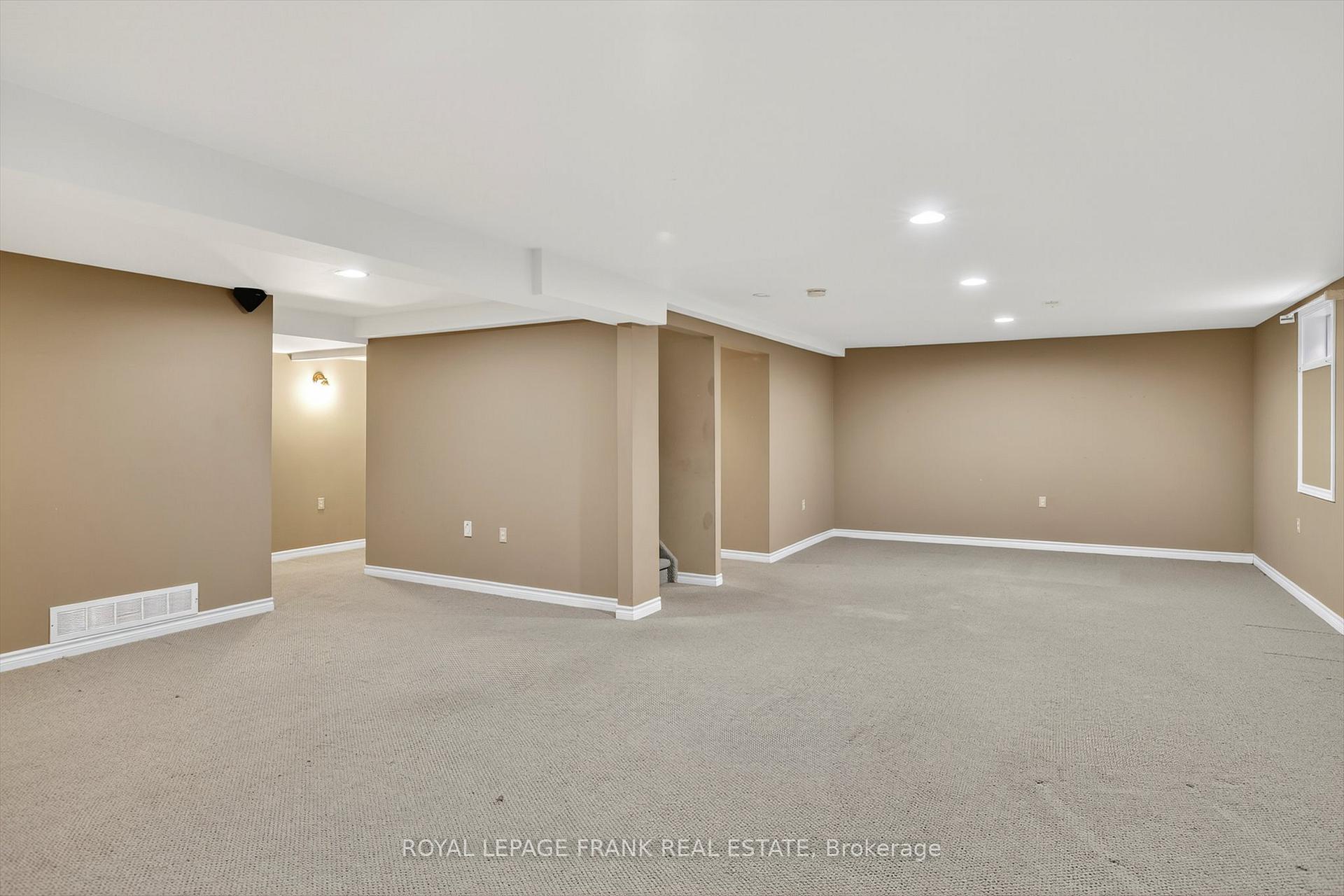 Photo 24 of 2940 Jennifer Drive, Peterborough, Northcrest Ward 5 — HOMEH
