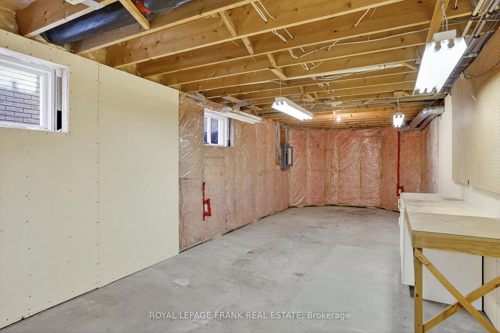 Photo 28 of 2940 Jennifer Drive, Peterborough, Northcrest Ward 5 — HOMEH