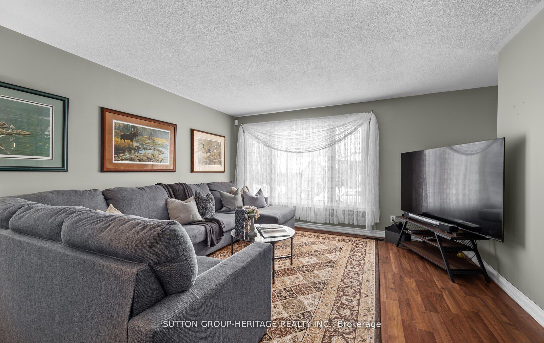 Photo 3 of 7 Harper Court, Whitby, Lynde Creek — HOMEH