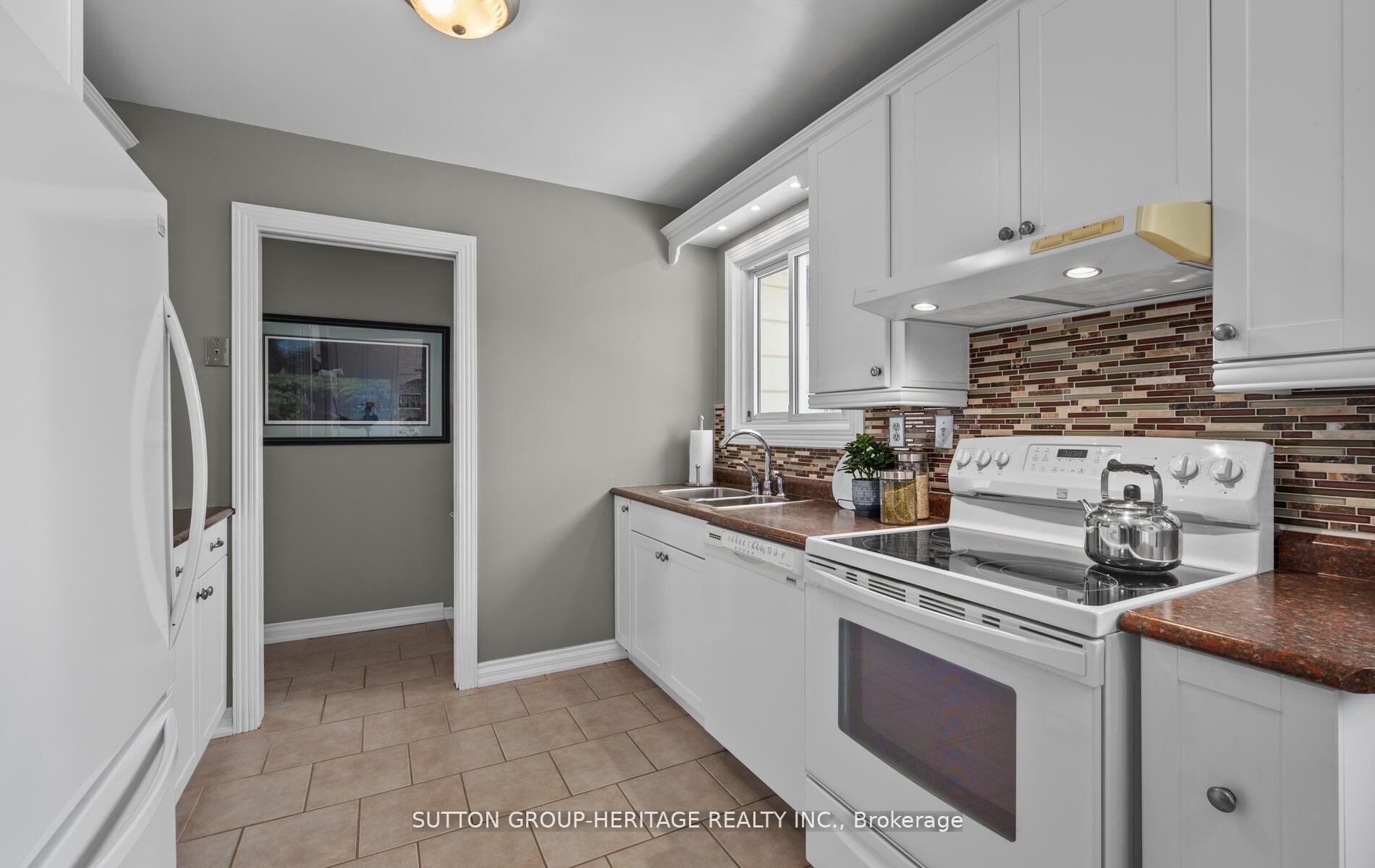 Photo 8 of 7 Harper Court, Whitby, Lynde Creek — HOMEH
