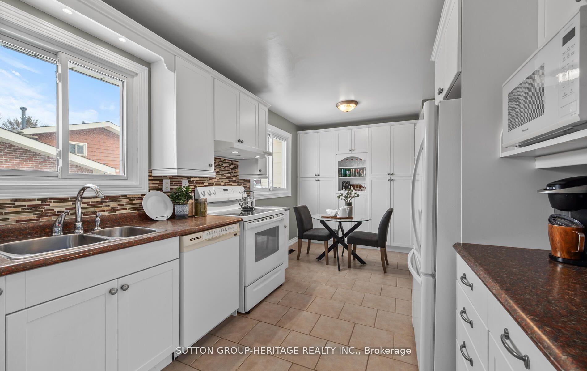 Photo 9 of 7 Harper Court, Whitby, Lynde Creek — HOMEH