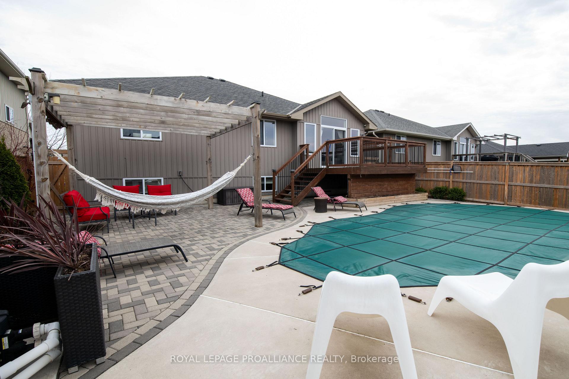 Photo 21 of 28 Butternut Court, Belleville, Belleville Ward — HOMEH
