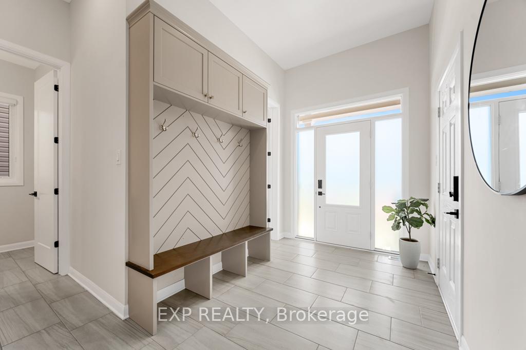 Photo 4 of 924 Lakeridge Drive, Ottawa, Avalon East — HOMEH