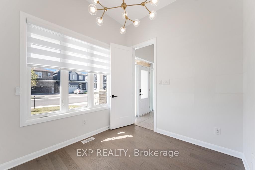 Photo 5 of 924 Lakeridge Drive, Ottawa, Avalon East — HOMEH