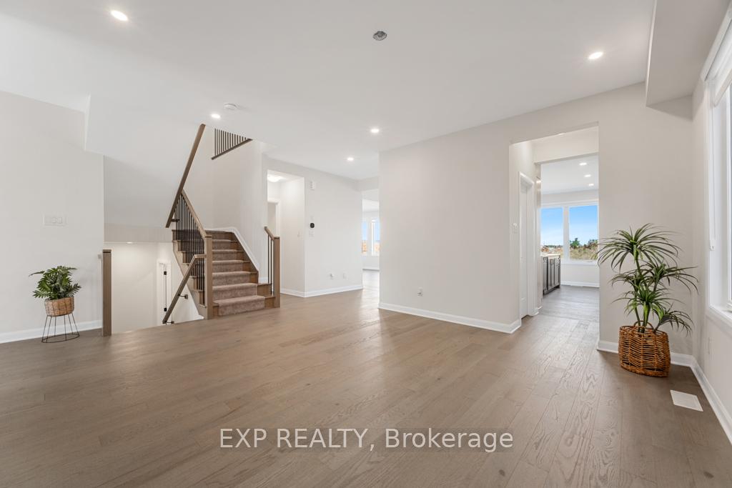 Photo 8 of 924 Lakeridge Drive, Ottawa, Avalon East — HOMEH