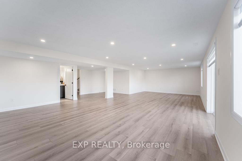 Photo 31 of 924 Lakeridge Drive, Ottawa, Avalon East — HOMEH