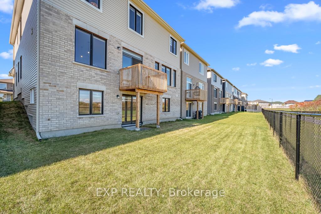 Photo 35 of 924 Lakeridge Drive, Ottawa, Avalon East — HOMEH
