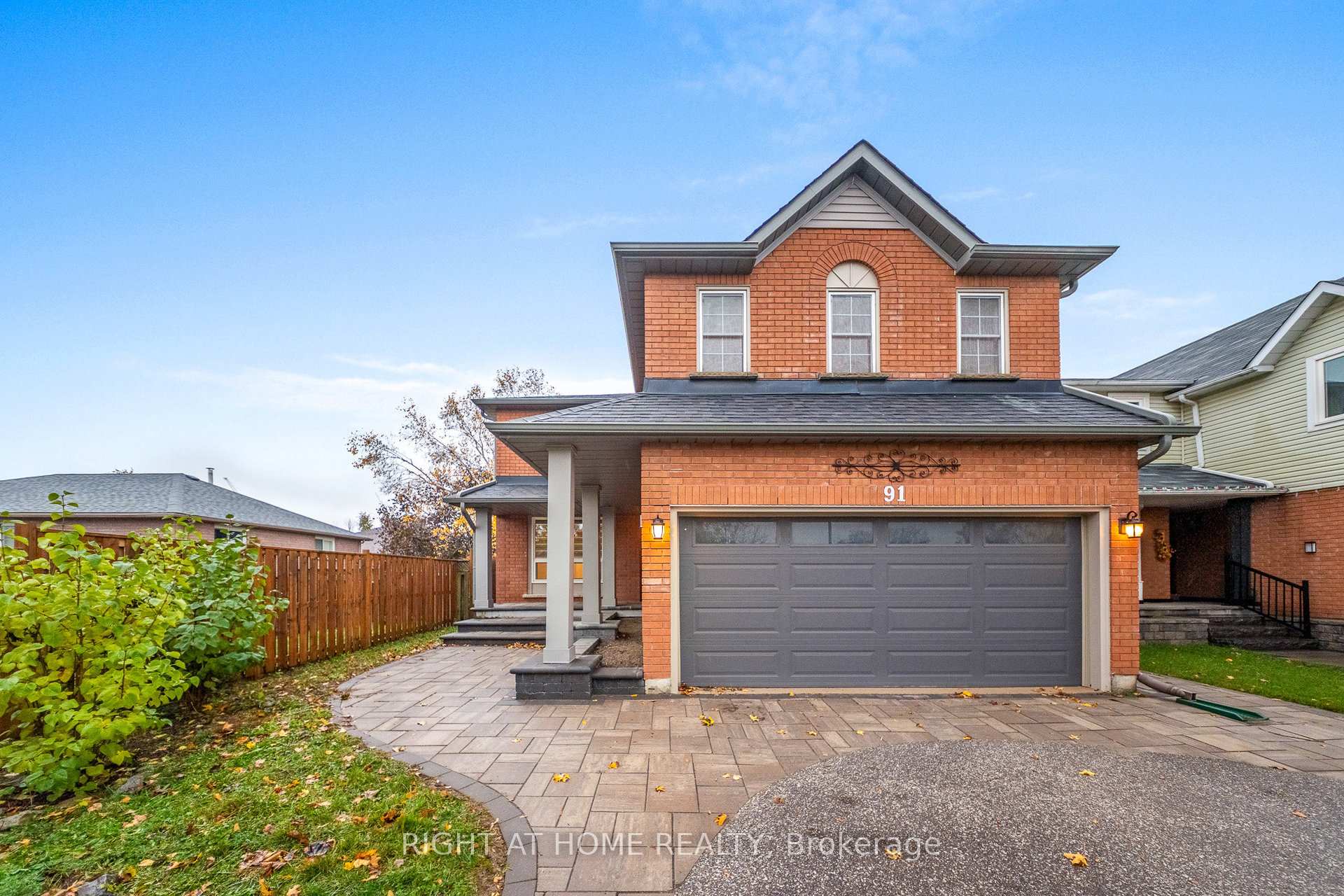Photo 2 of 91 O'shaughnessy Crescent, Barrie, Holly — HOMEH