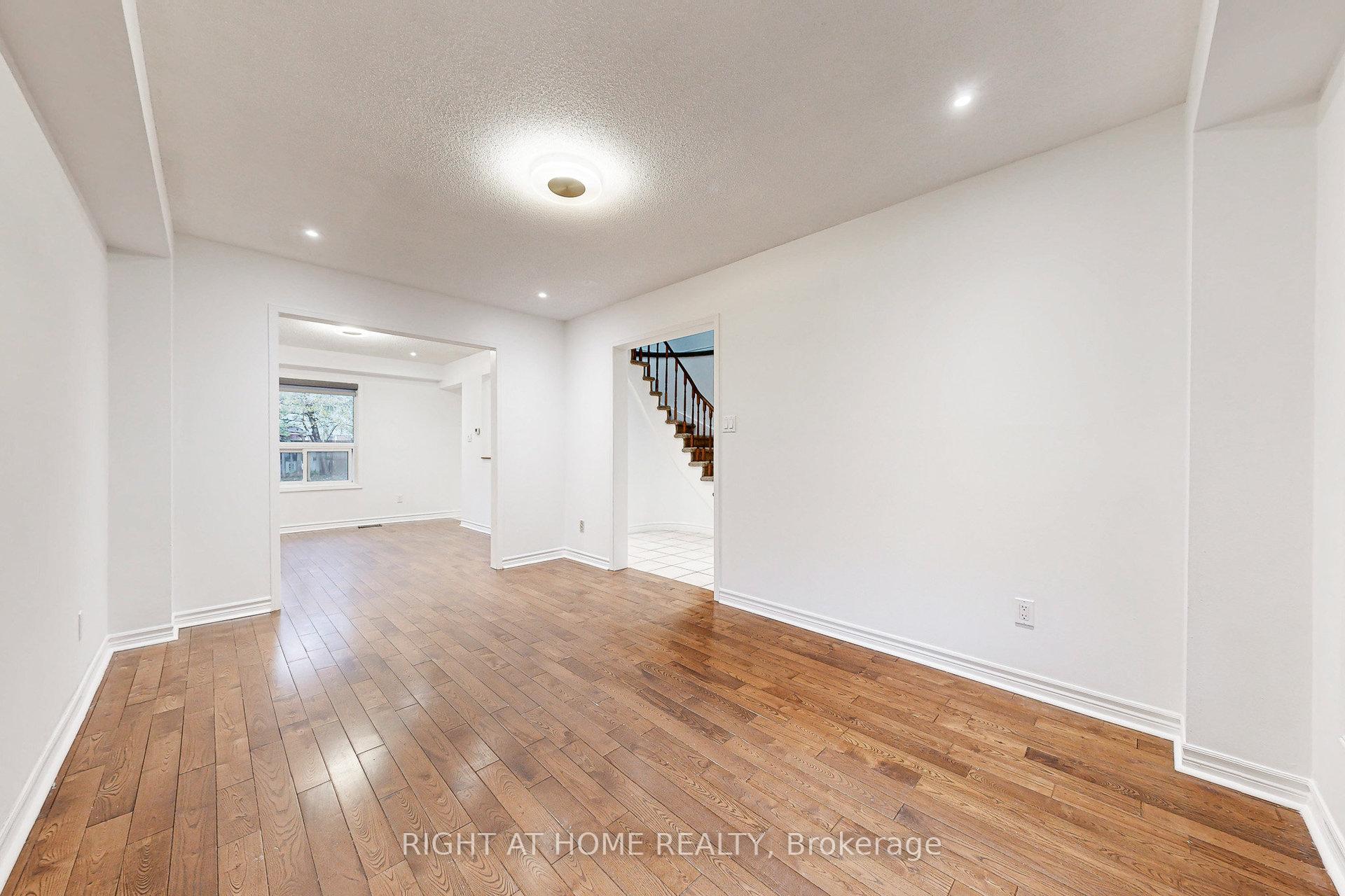 Photo 20 of 91 O'shaughnessy Crescent, Barrie, Holly — HOMEH