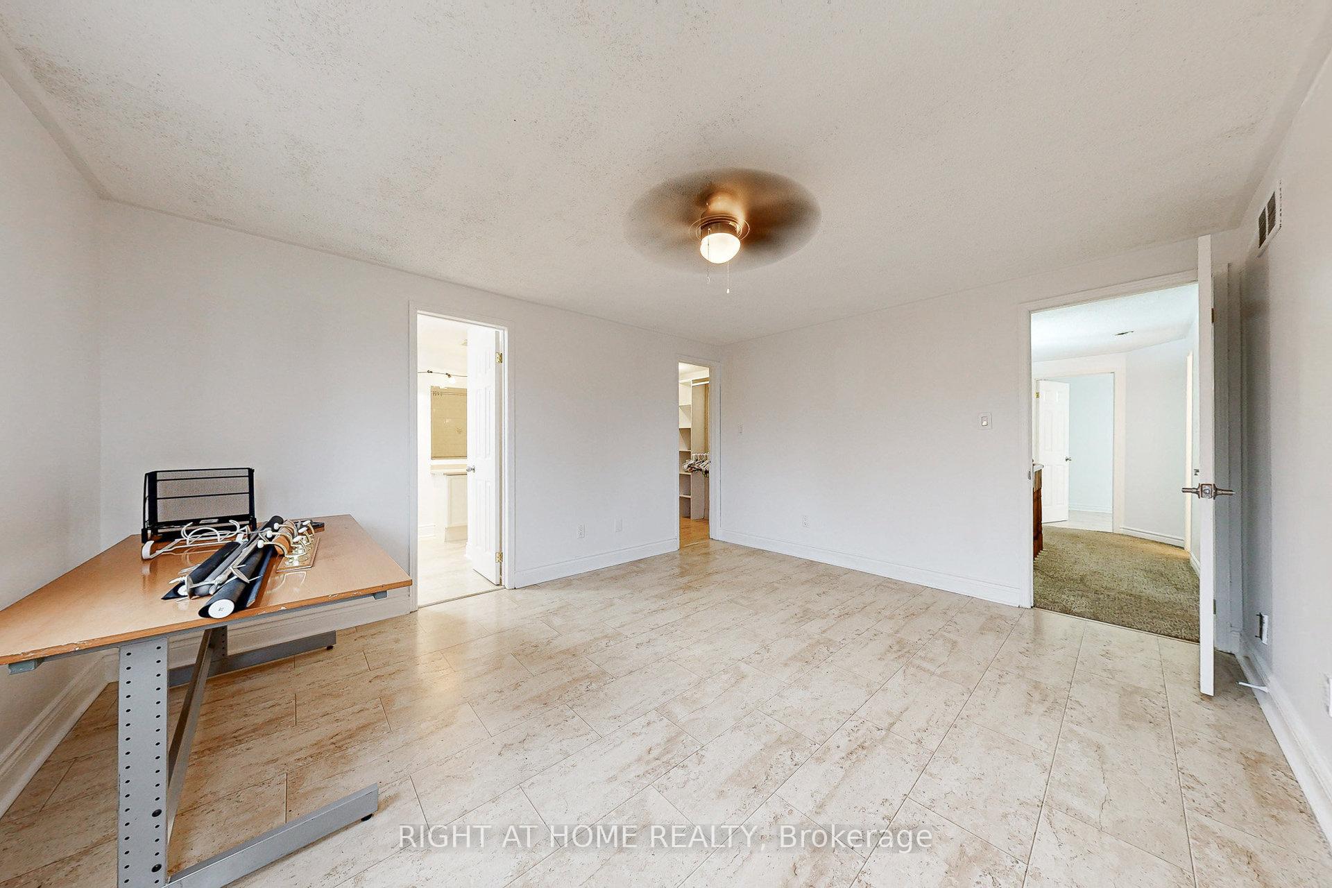 Photo 23 of 91 O'shaughnessy Crescent, Barrie, Holly — HOMEH