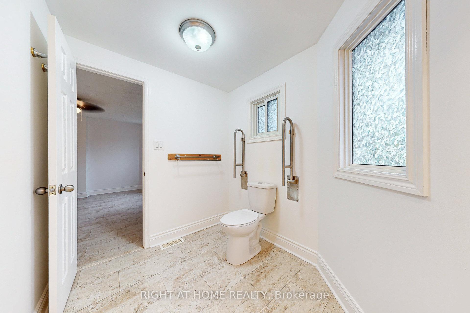 Photo 22 of 91 O'shaughnessy Crescent, Barrie, Holly — HOMEH