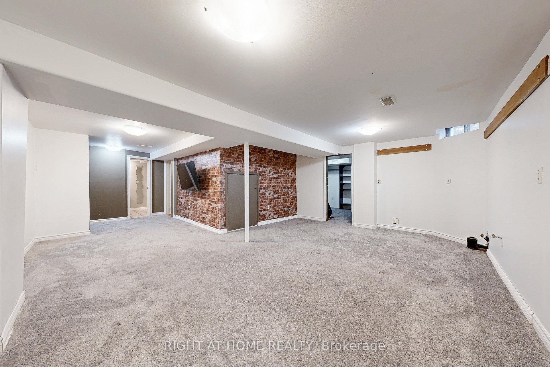Photo 42 of 91 O'shaughnessy Crescent, Barrie, Holly — HOMEH