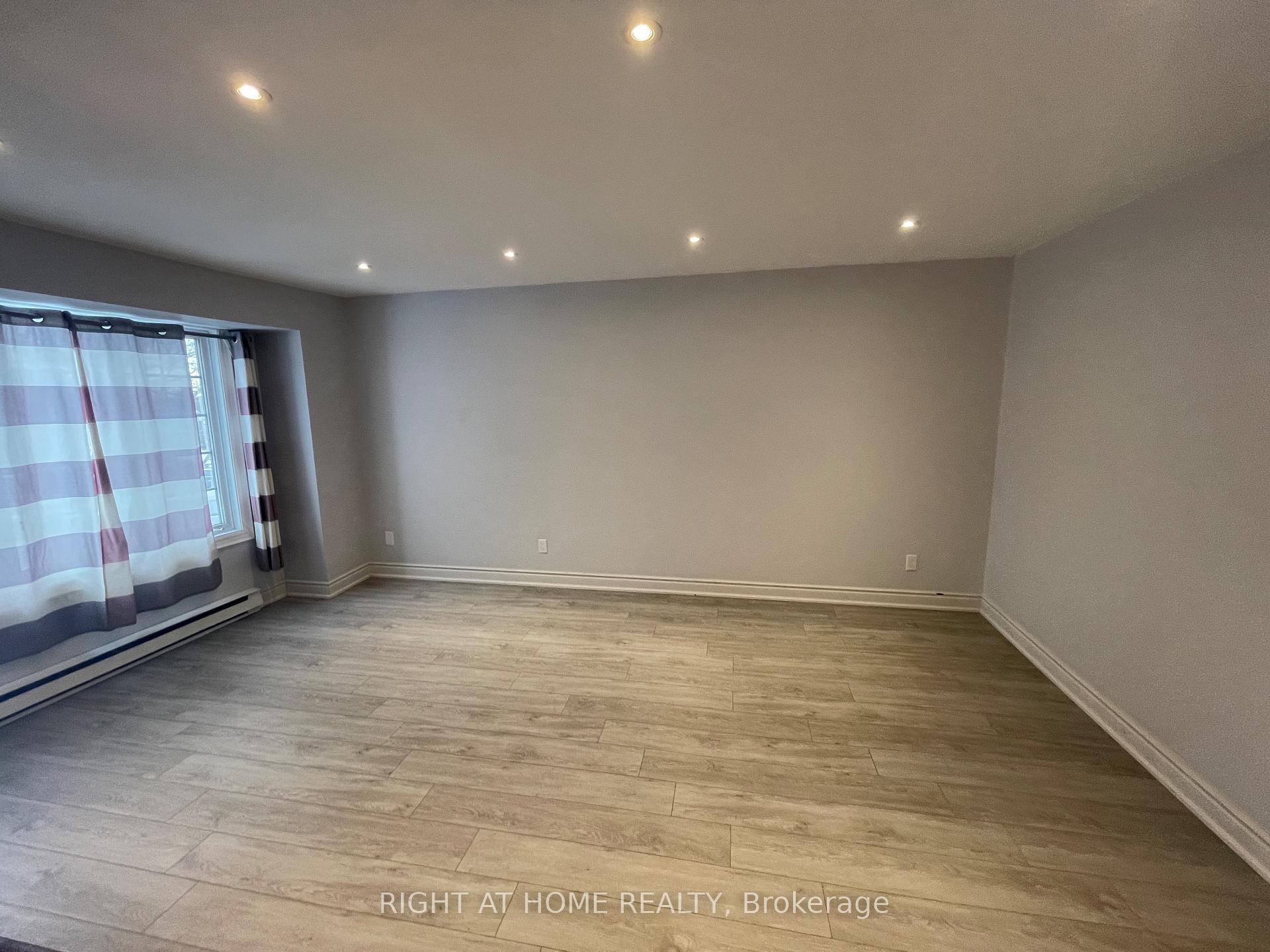 Photo 10 of Unit Upper, 880 Meadowhill Court, Oshawa, Pinecrest — HOMEH