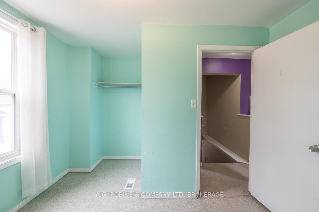 Photo 32 of 284 Brock Street, Peterborough, Town Ward 3 — HOMEH