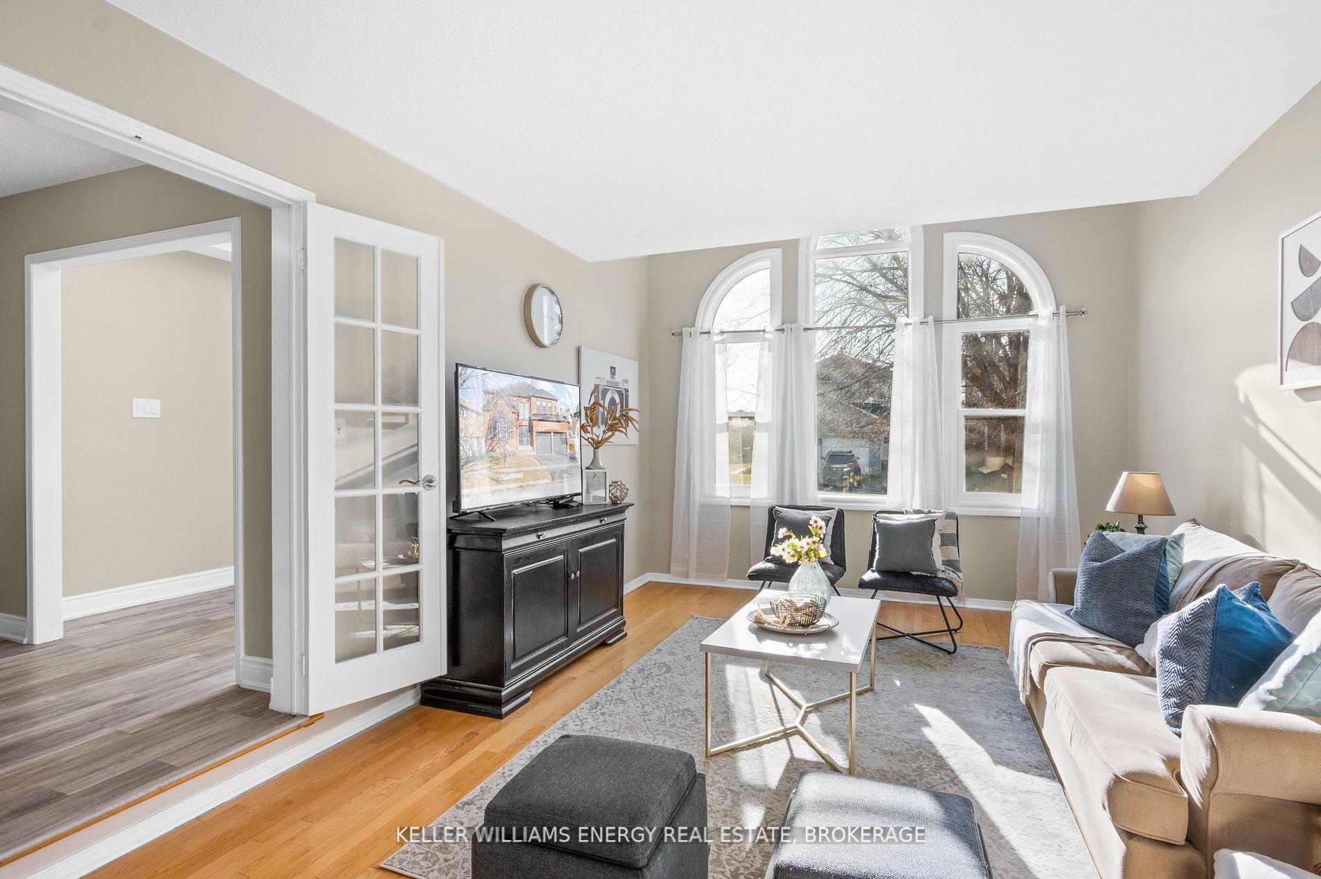Photo 6 of 72 Willowbrook Drive, Whitby, Pringle Creek — HOMEH