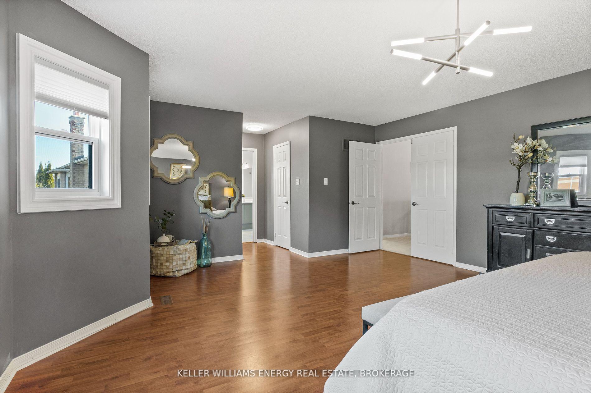 Photo 18 of 72 Willowbrook Drive, Whitby, Pringle Creek — HOMEH