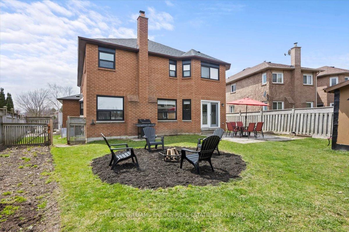 Photo 38 of 72 Willowbrook Drive, Whitby, Pringle Creek — HOMEH