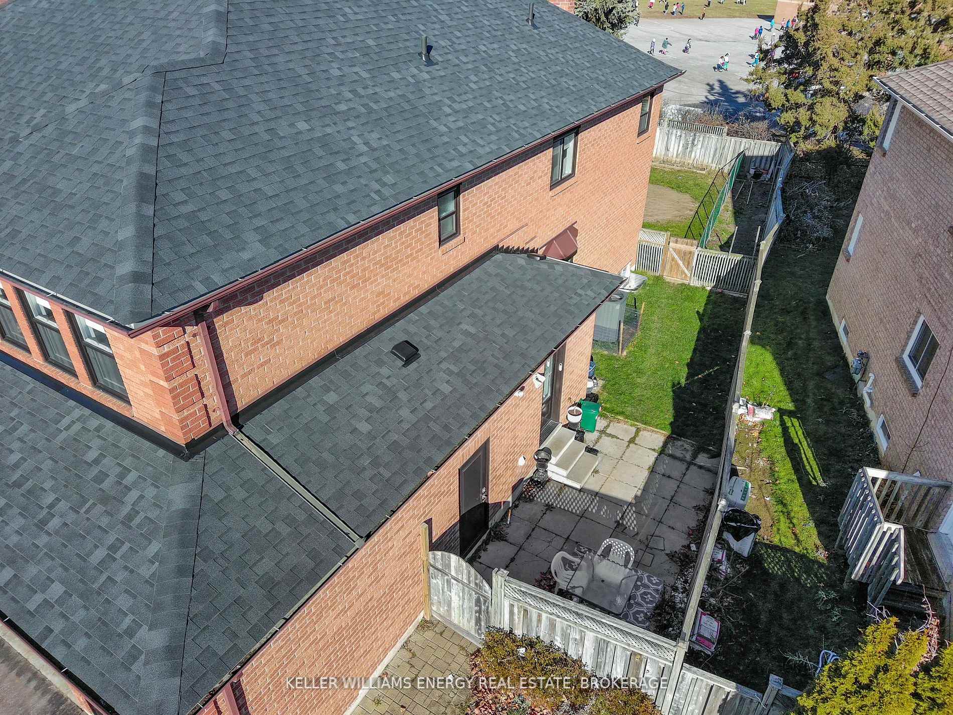 Photo 41 of 72 Willowbrook Drive, Whitby, Pringle Creek — HOMEH