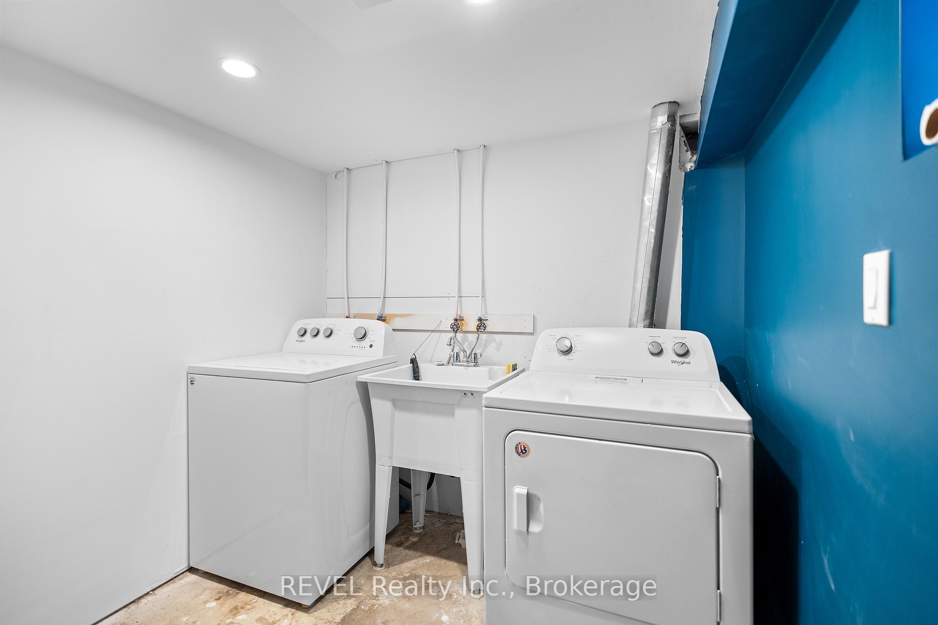 Photo 18 of 421 Wright Street, Welland, Lincoln/Crowland — HOMEH