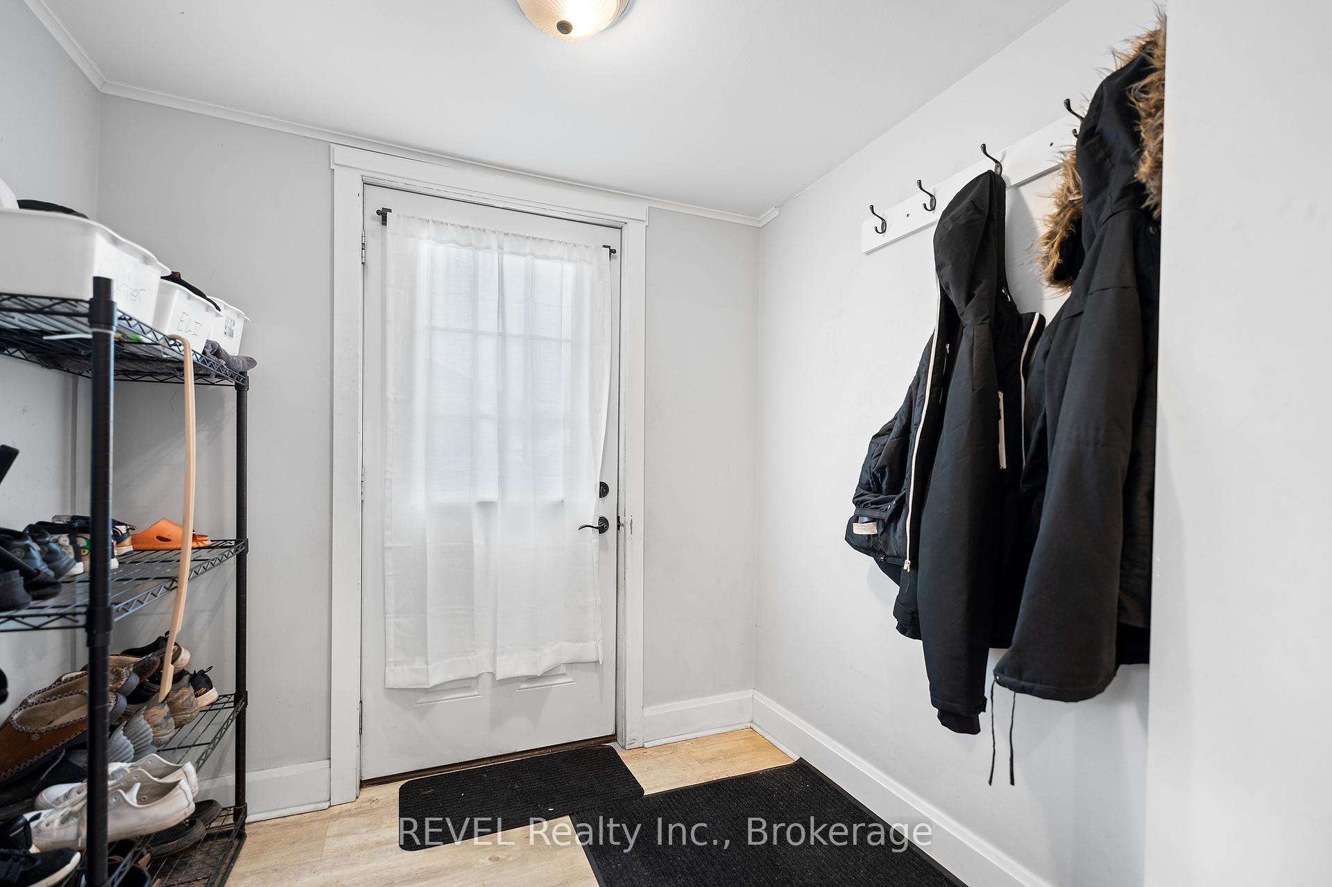 Photo 19 of 421 Wright Street, Welland, Lincoln/Crowland — HOMEH