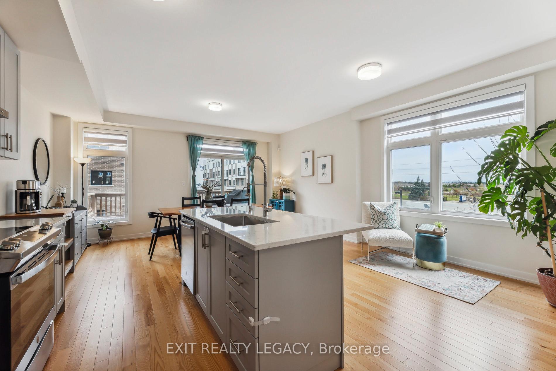 Photo 17 of 2528 Castlegate Crossing, Pickering, Duffin Heights — HOMEH