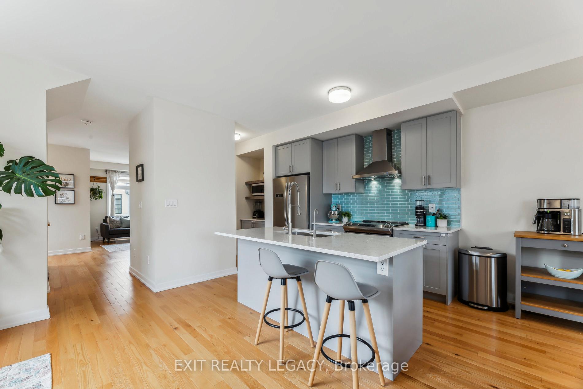 Photo 20 of 2528 Castlegate Crossing, Pickering, Duffin Heights — HOMEH