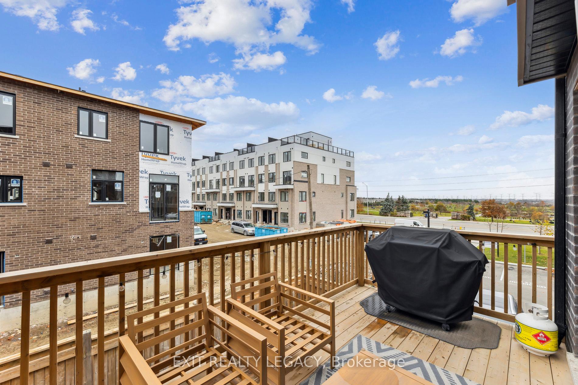 Photo 26 of 2528 Castlegate Crossing, Pickering, Duffin Heights — HOMEH