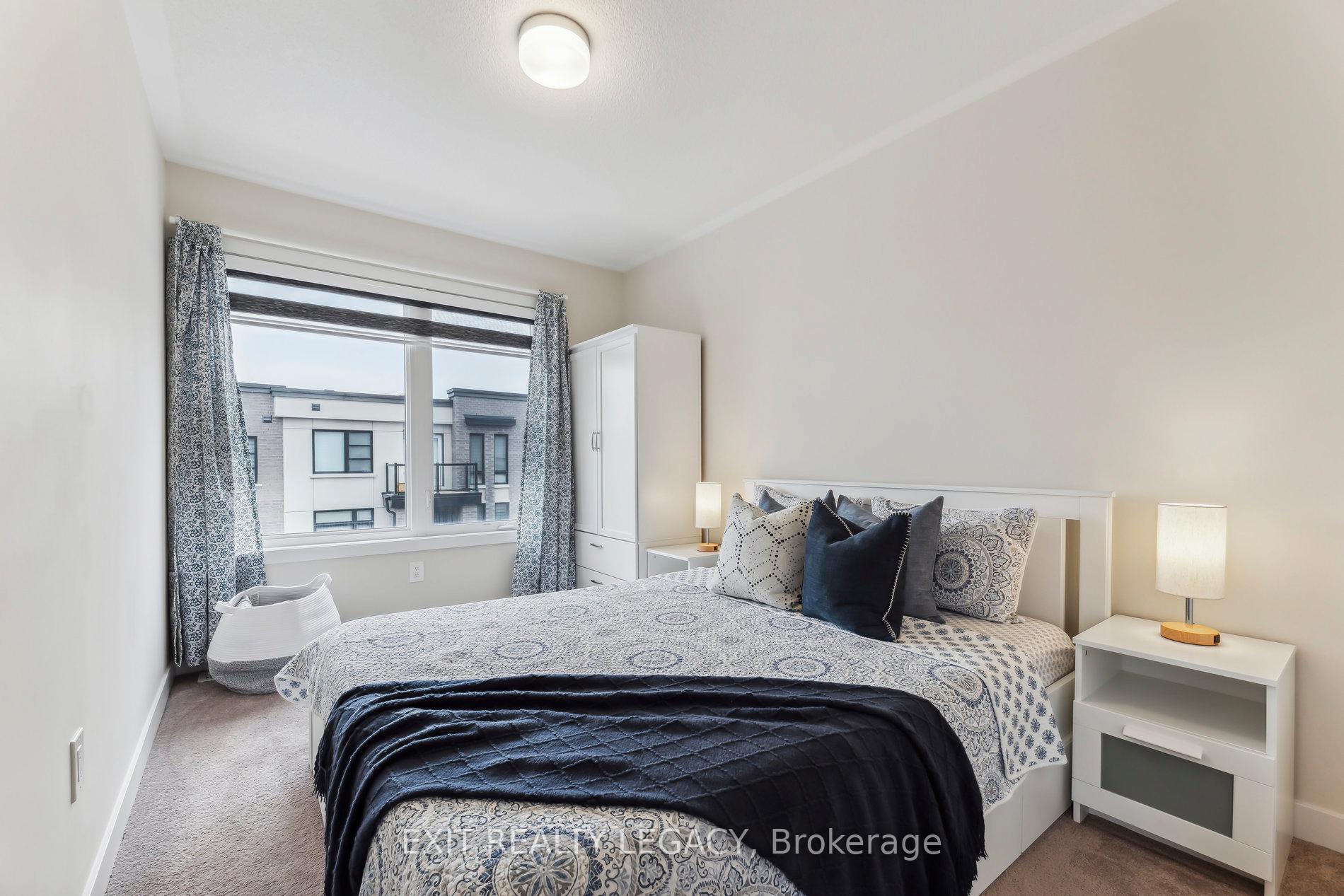 Photo 30 of 2528 Castlegate Crossing, Pickering, Duffin Heights — HOMEH