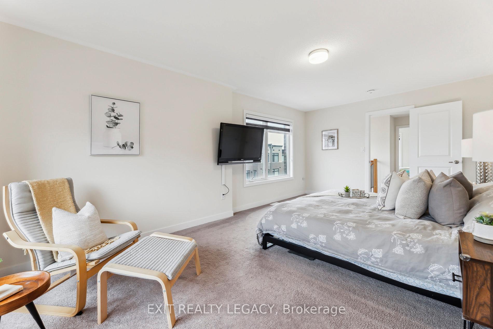 Photo 34 of 2528 Castlegate Crossing, Pickering, Duffin Heights — HOMEH