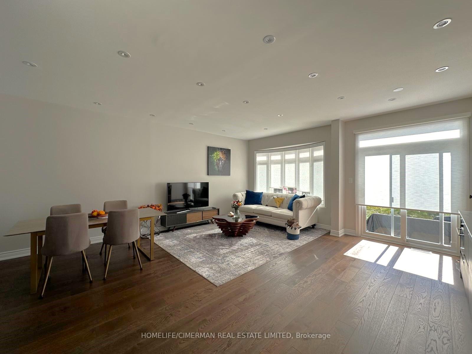 Photo 8 of 19 Shemer Drive, Vaughan, Patterson — HOMEH