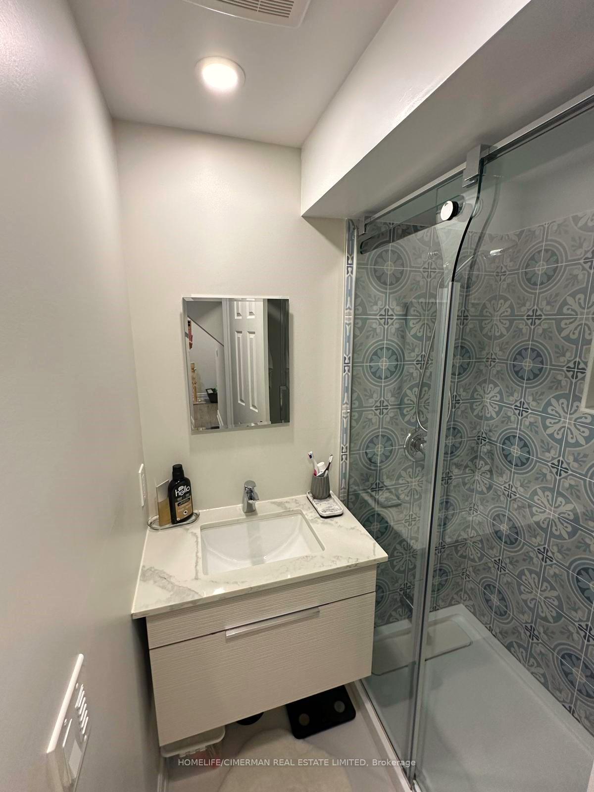 Photo 21 of 19 Shemer Drive, Vaughan, Patterson — HOMEH