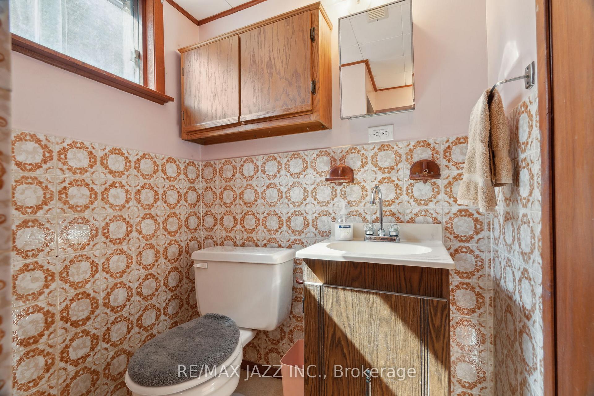 Photo 26 of 368 Wolfe Street, Oshawa, Lakeview — HOMEH